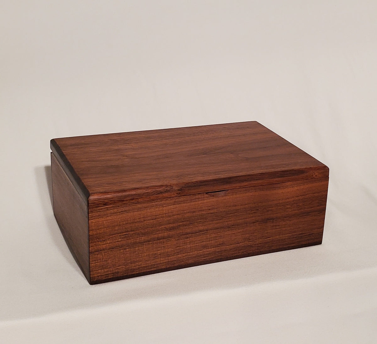 Walnut - 8 Inch