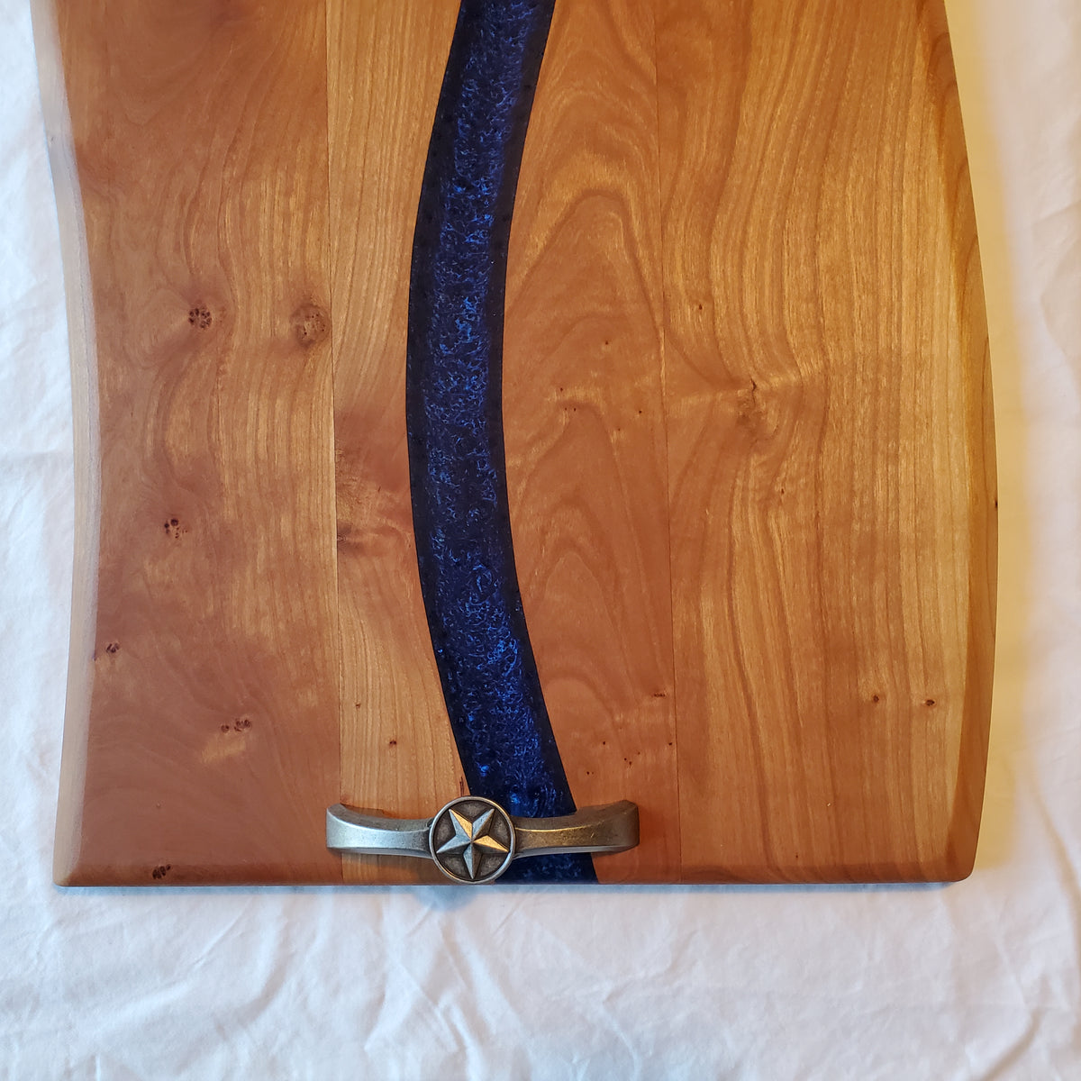 Cherry & Blue Wave - 22 Inch